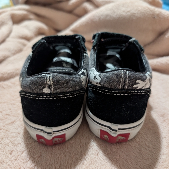 Vans X Disney Old Skool Micky Mouse and Friends Disney100 Collection - Picture 4 of 11